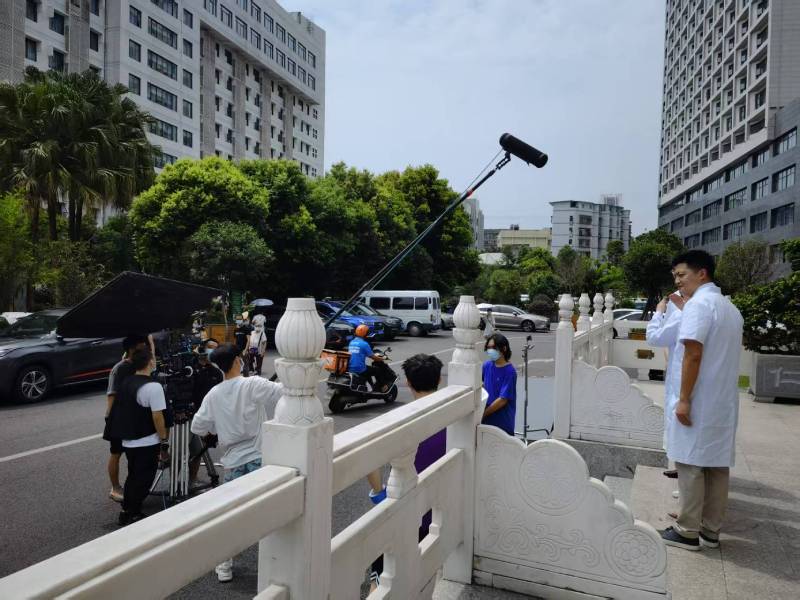 望奎县广告片拍摄公司低成本实现高规格制作的诀窍
